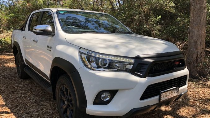 2017 toyota hilux trd