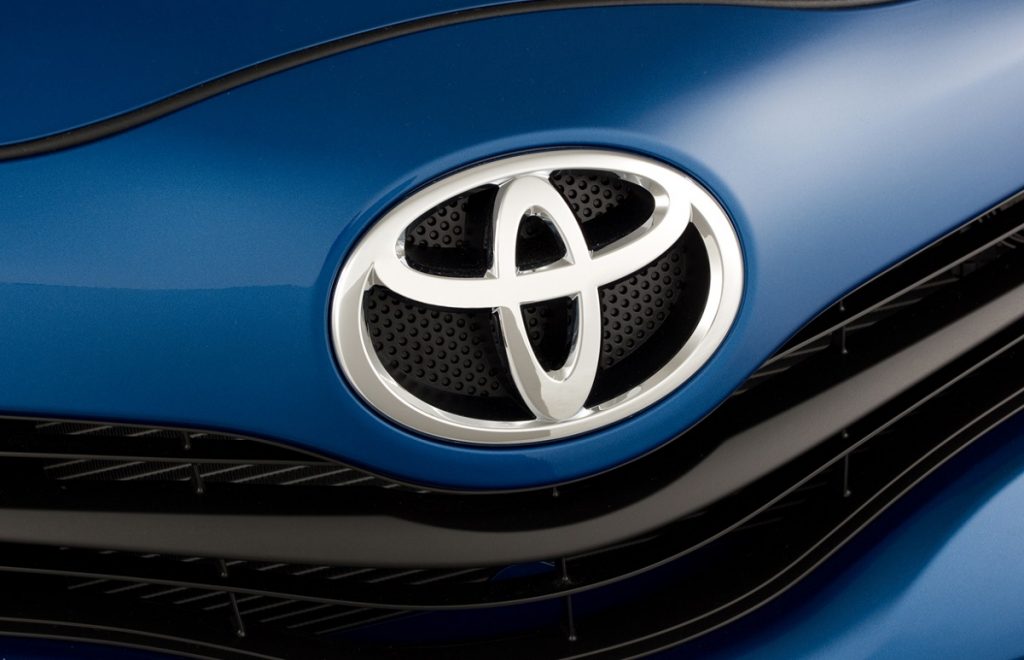 toyota car badge