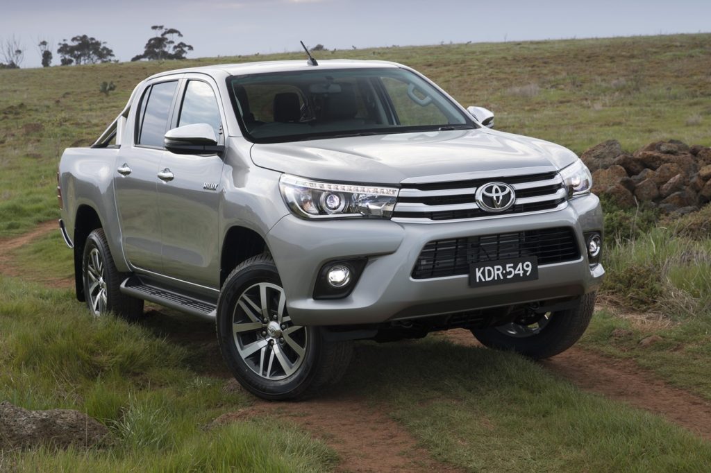 2018 toyota hilux sr5