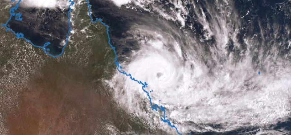 cyclone debbie queensland