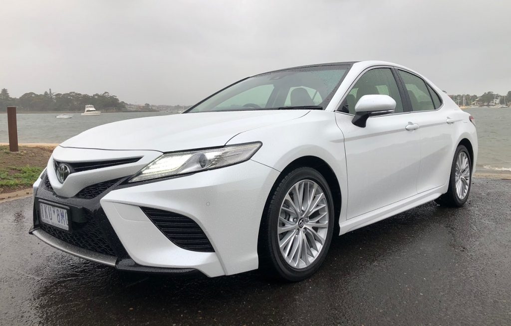 2018 toyota camry sl