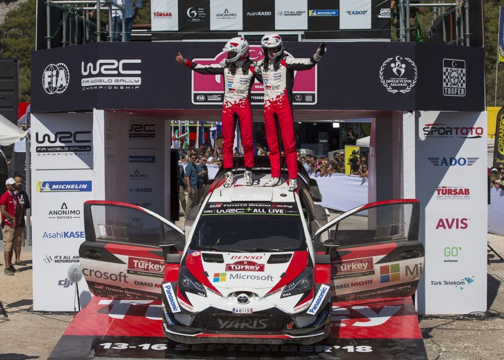 Tänak and co-driver Martin Järveoja celebrate victory in Rally Turkey